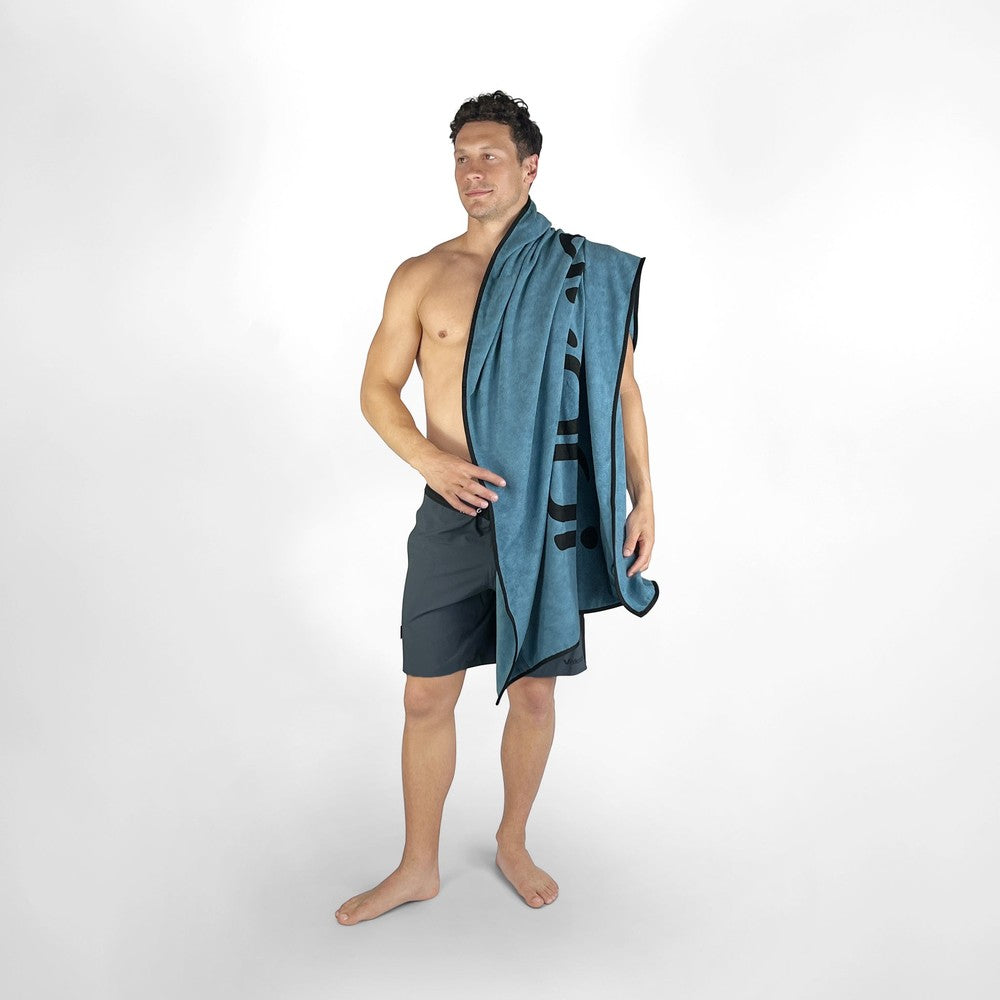 Vaikobi Beach Towel with Zip Pocket Ocean Blue - over shoulder view