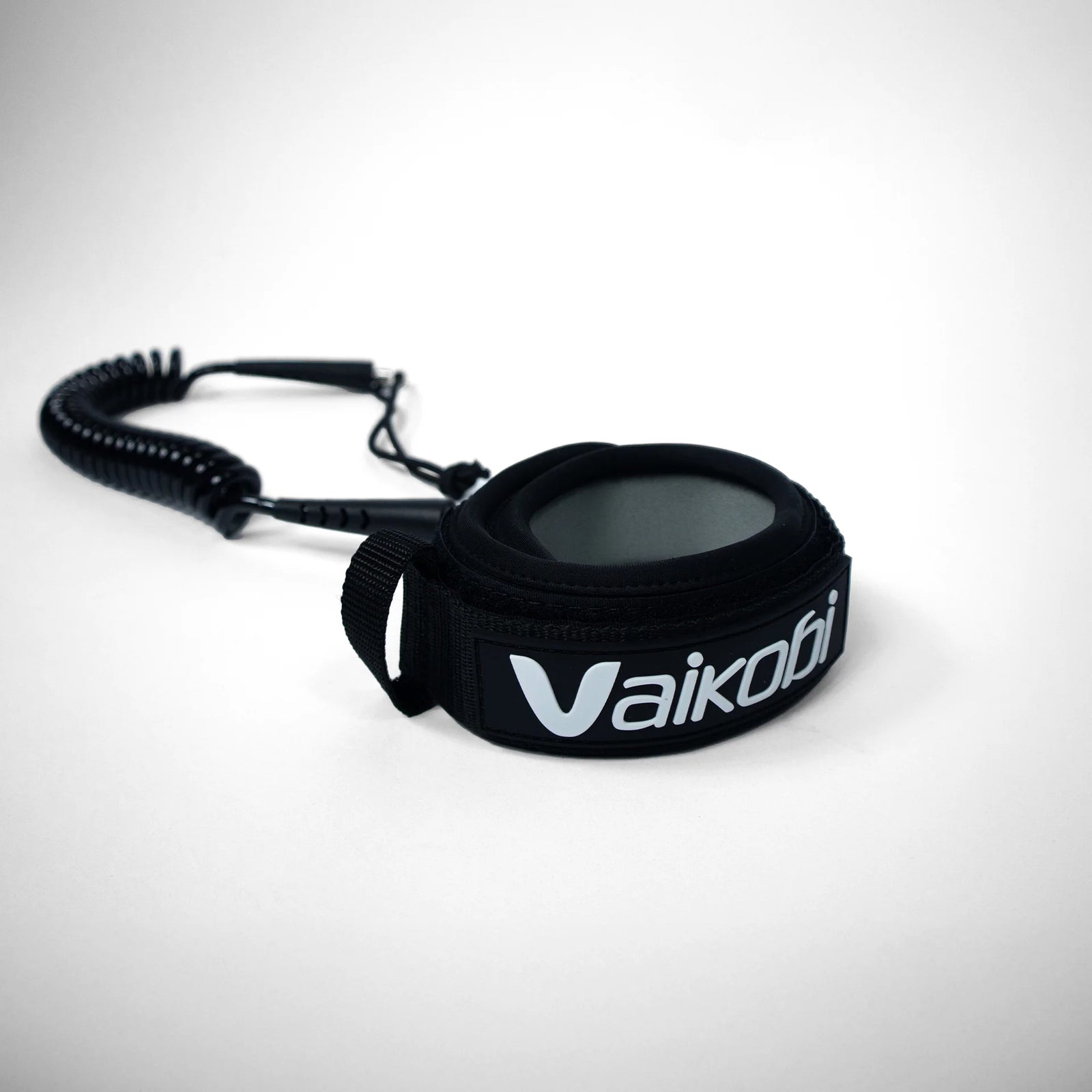 Vaikobi Fixed 1 Piece Calf Leash full view on white background
