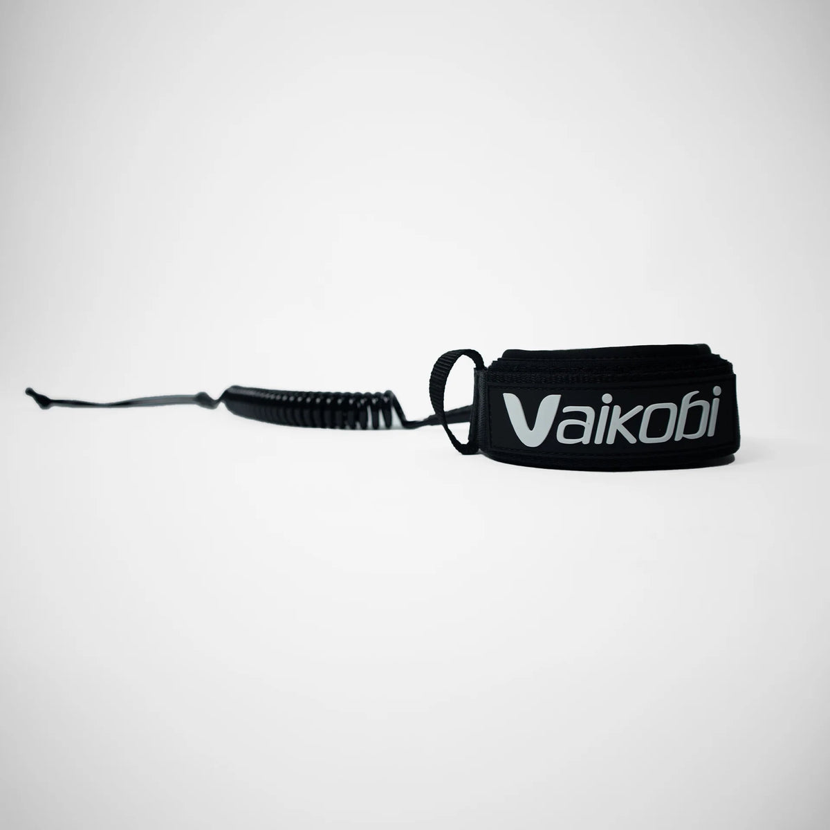 Vaikobi Fixed 1 Piece Calf Leash cuff and leash connector detail