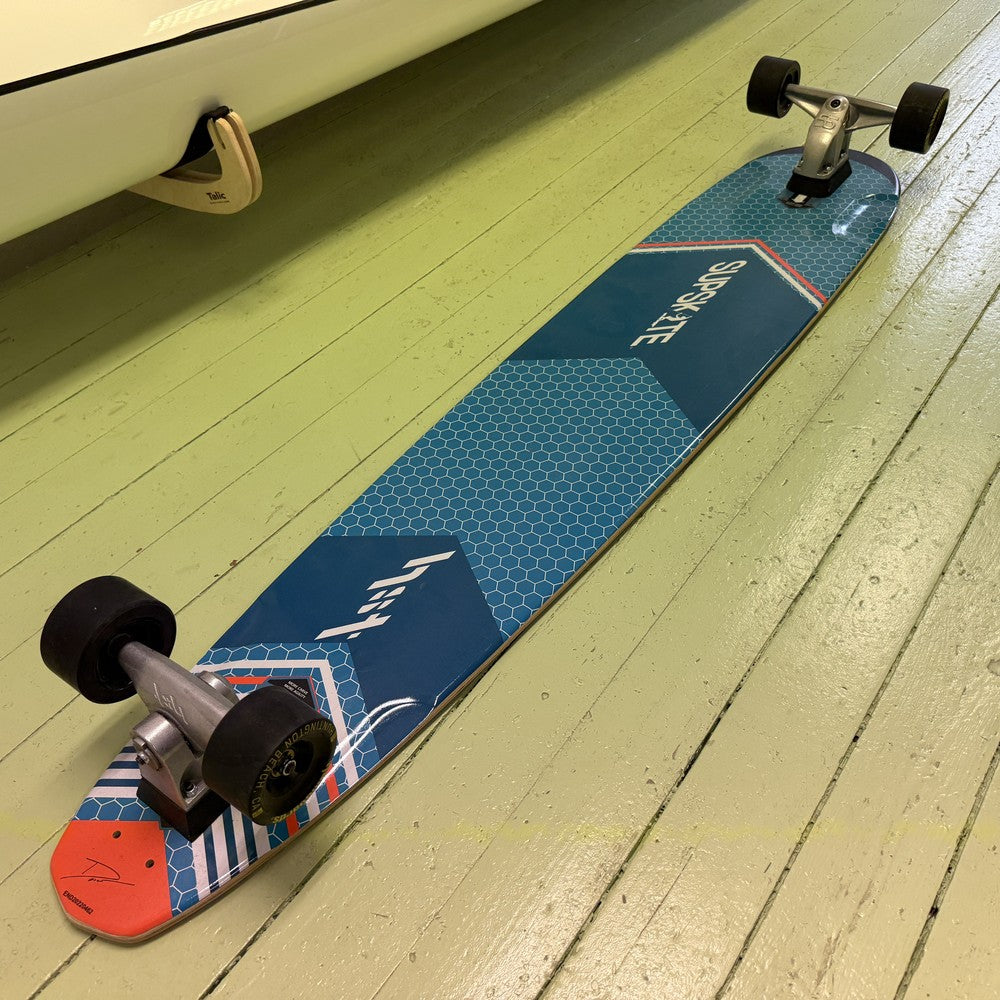 Hamboards SUPSKATE Endurance 60 demo - underside with trucks